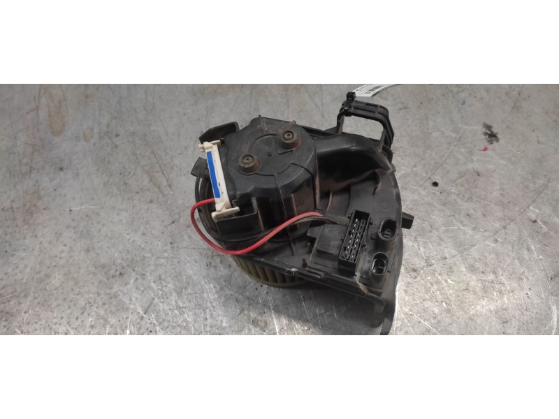Recambio de ventilador calefaccion para renault kangoo (f/kc0) alize referencia OEM IAM 5d7220300  