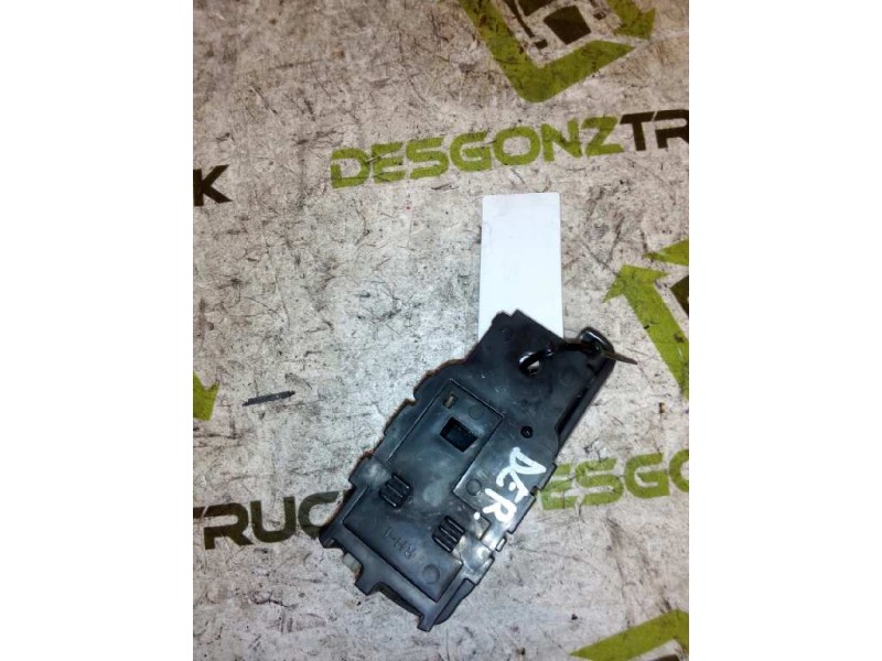 Recambio de maneta interior delantera derecha para nissan trucks atleon 110 referencia OEM IAM   