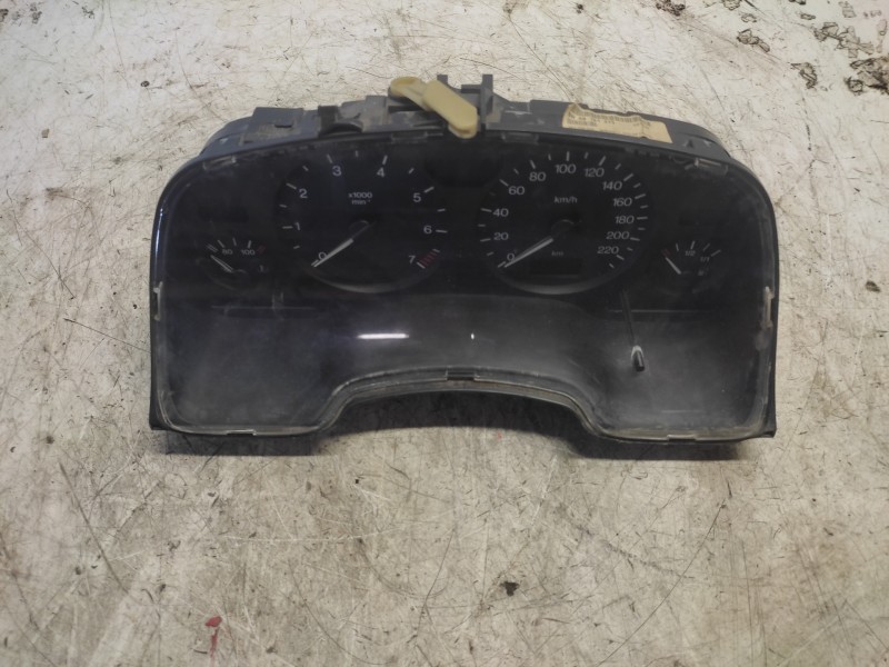 Recambio de cuadro instrumentos para opel zafira a elegance referencia OEM IAM 90900271 09181213 