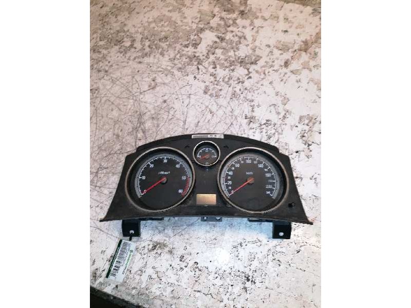 Recambio de cuadro instrumentos para opel astra h berlina elegance referencia OEM IAM 13186323HE  