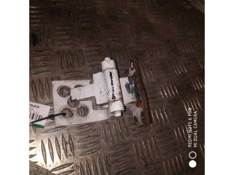 Recambio de bisagra delant izquierda para man tg - a 41.xxx referencia OEM IAM  PARTE INFERIOR 