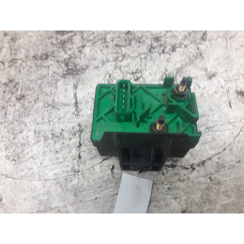 Recambio de caja precalentamiento para peugeot 406 berlina (s1/s2) srdt referencia OEM IAM 9619039780 5 PINS G. CARTIER