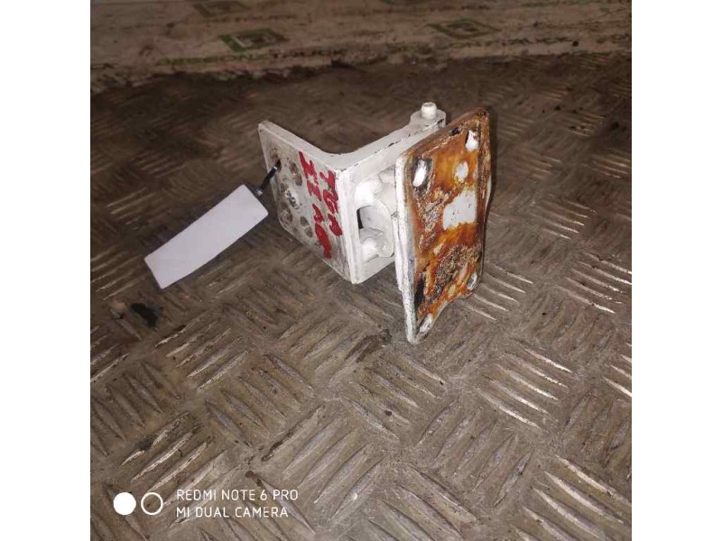 Recambio de bisagra delant izquierda para man tg - a 41.xxx referencia OEM IAM  PARTE INFERIOR 