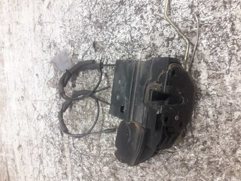 Recambio de cerradura puerta delantera derecha para hyundai coupe (gk) 1.6 fx referencia OEM IAM  5 PINS 