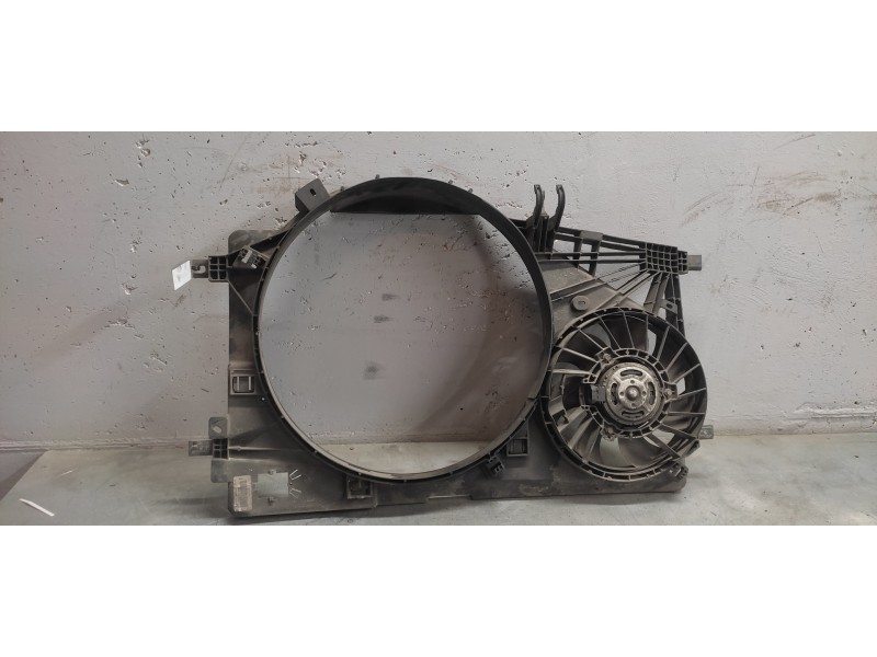 Recambio de electroventilador para renault master kofferaufbau l3h1 3,5t referencia OEM IAM   2 PINS