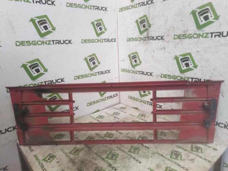 Recambio de rejilla delantera central para volvo fm 12 asta 2001 fsa  4x2 largo, bajo referencia OEM IAM   