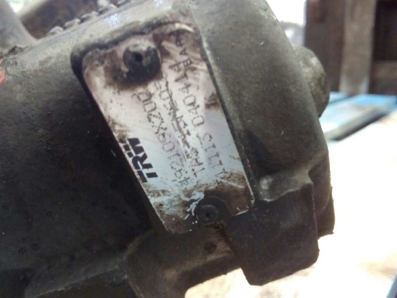 Recambio de caja direccion para nissan cabstar 01.04  cabina simple cabina individual referencia OEM IAM 492109X200 TAS15M605 