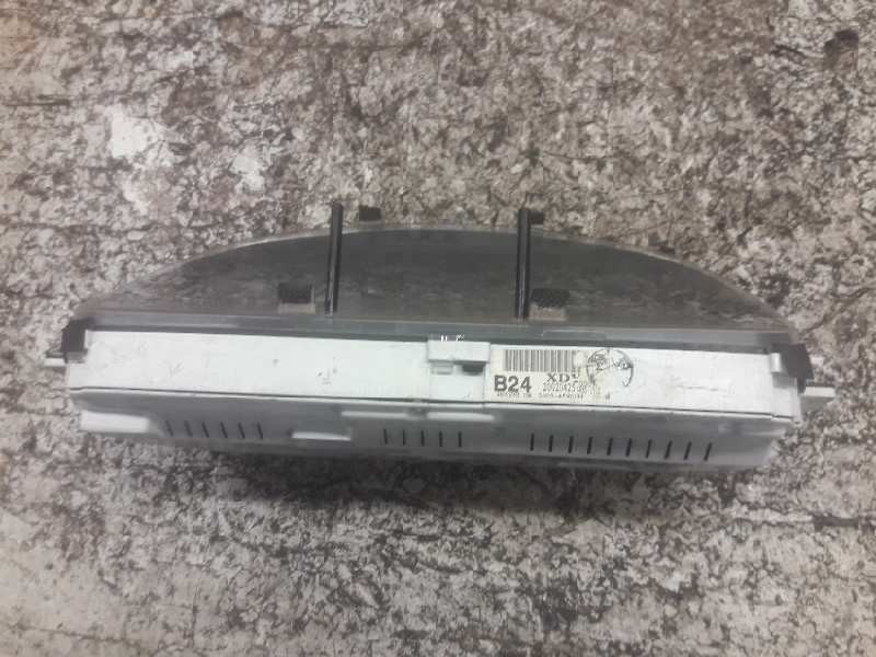 Recambio de cuadro instrumentos para hyundai coupe (gk) 1.6 fx referencia OEM IAM 2002042584201510 200345900H 940032C6351100