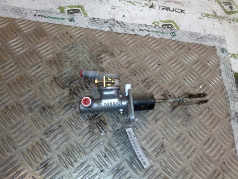 Recambio de bombin embrague para nissan cabstar 01.04  cabina simple cabina individual referencia OEM IAM   
