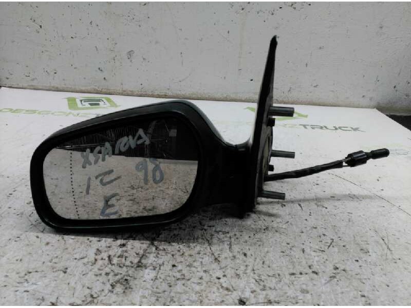Recambio de retrovisor izquierdo para citroën xsara berlina 1.9 d sx referencia OEM IAM   