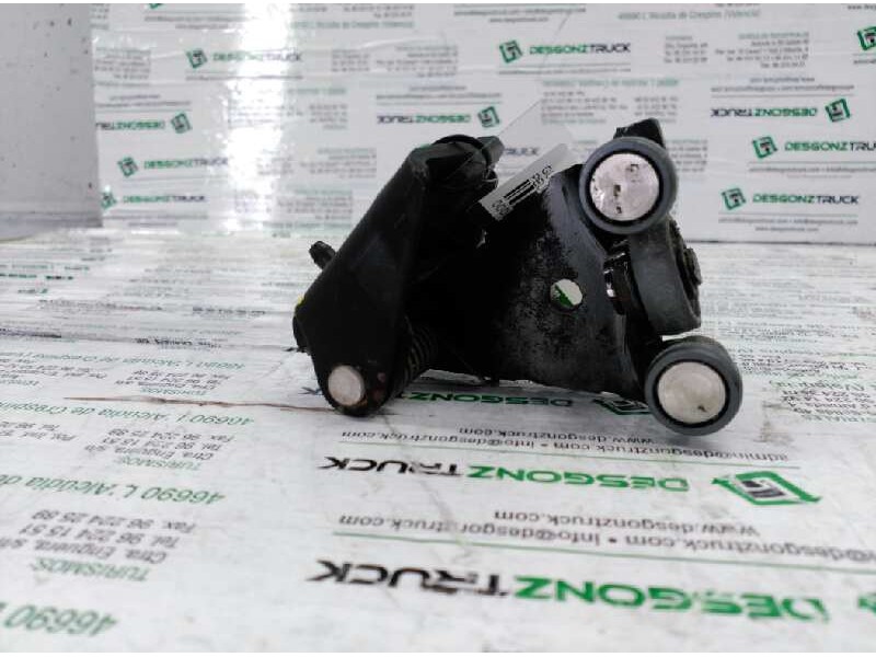 Recambio de guia puerta corredera derecha para peugeot partner (s2) combi pro referencia OEM IAM  CENTRO 