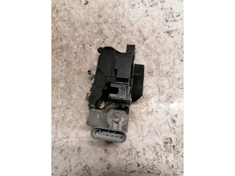 Recambio de cerradura puerta corredera derecha para fiat doblo active referencia OEM IAM   4 PINS