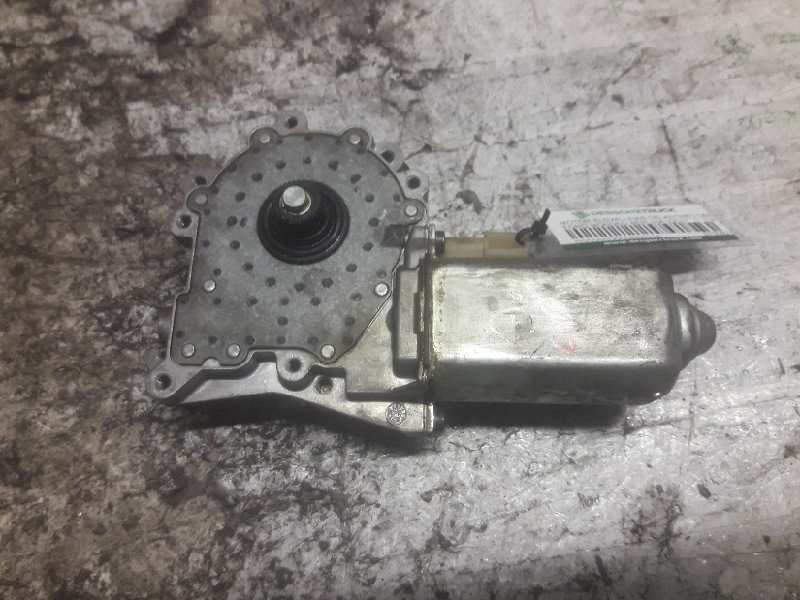 Recambio de motor elevalunas delantero derecho para ford mondeo berlina (gd) referencia OEM IAM 0130821506 2 PINS 
