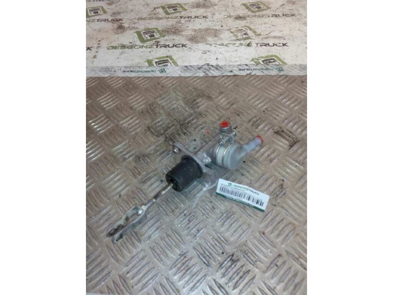 Recambio de bombin embrague para nissan trucks cabstar e 110.35 referencia OEM IAM   