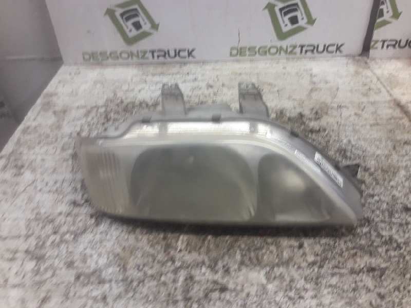 Recambio de faro derecho para ssangyong musso 2.9 tdi full referencia OEM IAM   