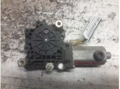Recambio de motor elevalunas delantero derecho para ford mondeo berlina (gd) clx referencia OEM IAM 0130821681 2 PINS 