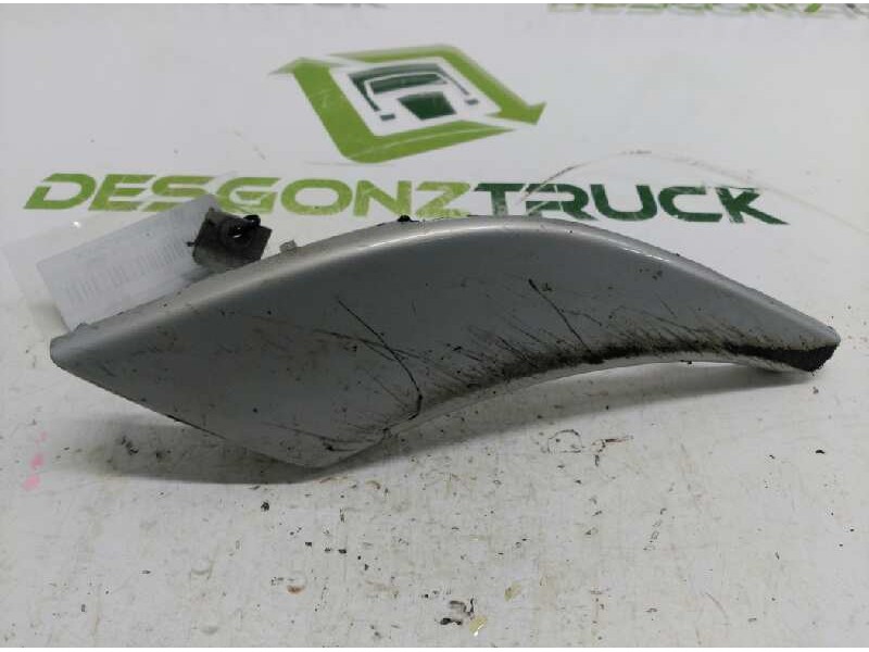 Recambio de moldura para seat toledo (1m2) signo referencia OEM IAM M0807156A PARAGOLPES DERECHA 