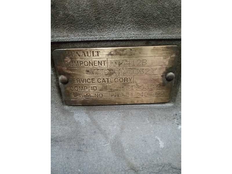 Recambio de caja cambios para renault magnum ab 2005 12.0 diesel referencia OEM IAM VT2412B 3190332 20051340092