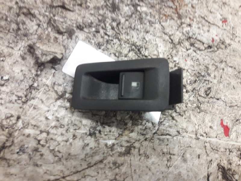 Recambio de boton apertura tapa combustible para volkswagen golf plus (5m1) bluemotion edition referencia OEM IAM 5M0959551  