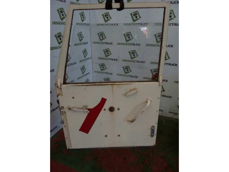 Recambio de puerta delantera derecha para pegaso trucks . pegaso 3046 referencia OEM IAM   