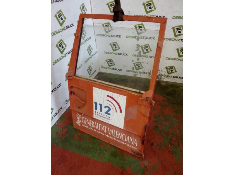 Recambio de puerta delantera izquierda para pegaso trucks . pegaso 3046 referencia OEM IAM   