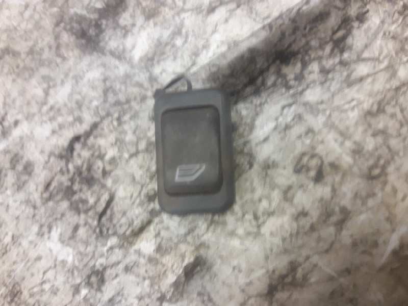 Recambio de mando elevalunas trasero izquierdo para volvo s40 berlina td referencia OEM IAM 03458028 812660 