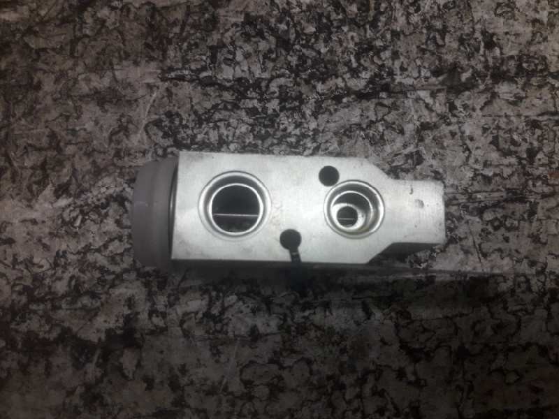 Recambio de valvula expansion para chevrolet lacetti se referencia OEM IAM 6B21225 814915U100 