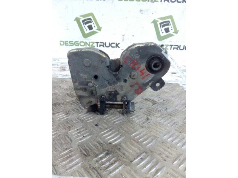 Recambio de cierre cabina izquierdo para pegaso trucks serie 1200 1236 referencia OEM IAM 03995650 9395650 