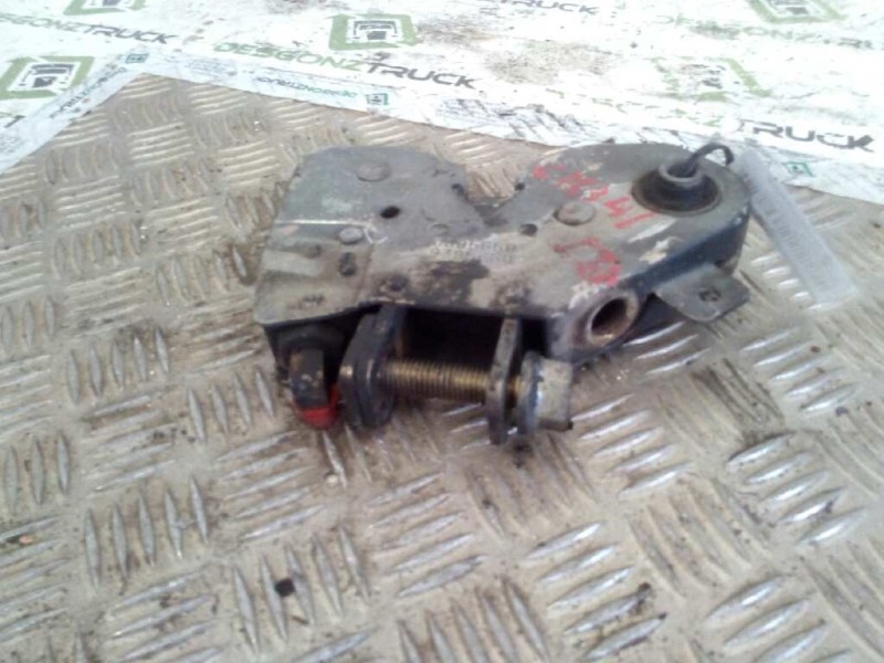 Recambio de cierre cabina izquierdo para pegaso trucks serie 1200 1236 referencia OEM IAM 03995650 9395650 