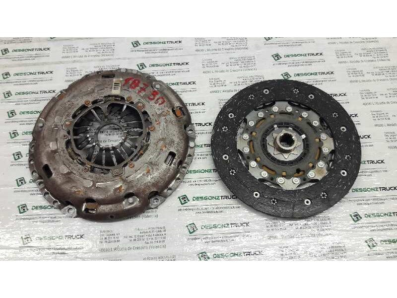 Recambio de kit embrague para opel astra gtc 1.9 cdti referencia OEM IAM   