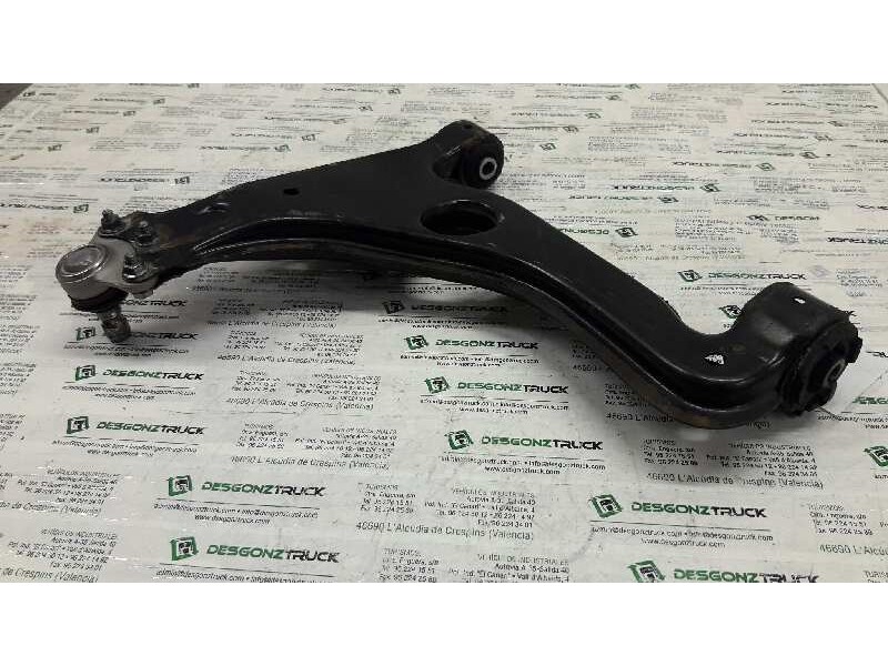 Recambio de brazo suspension inferior delantero derecho para opel astra gtc 1.9 cdti referencia OEM IAM   