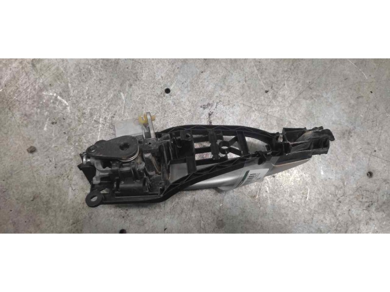 Recambio de maneta exterior delantera izquierda para opel zafira b cosmo referencia OEM IAM   
