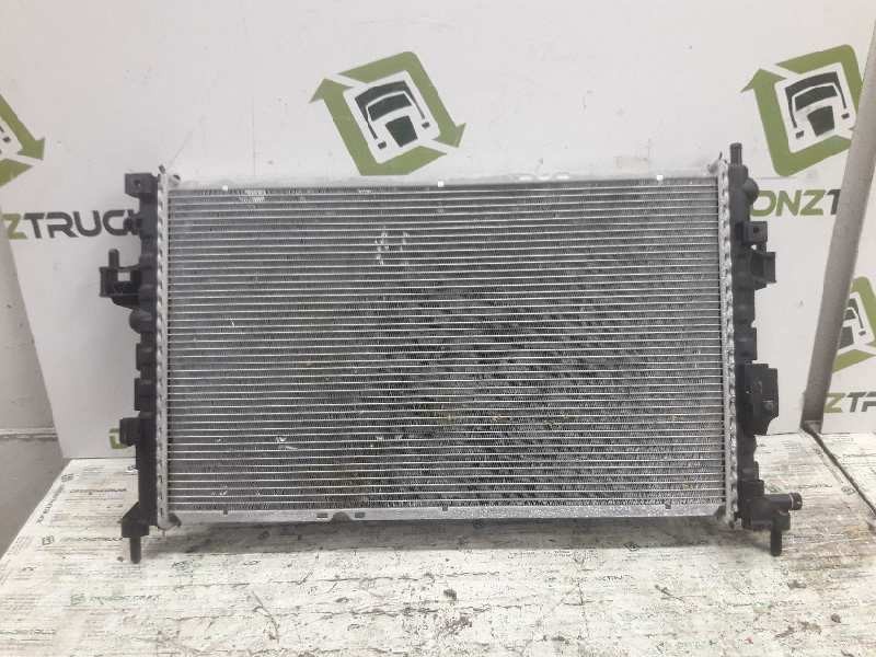 Recambio de radiador agua para opel combo (corsa c) familiar referencia OEM IAM 376715321  