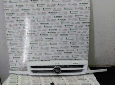Recambio de rejilla delantera central para opel astra f berlina básico referencia OEM IAM   