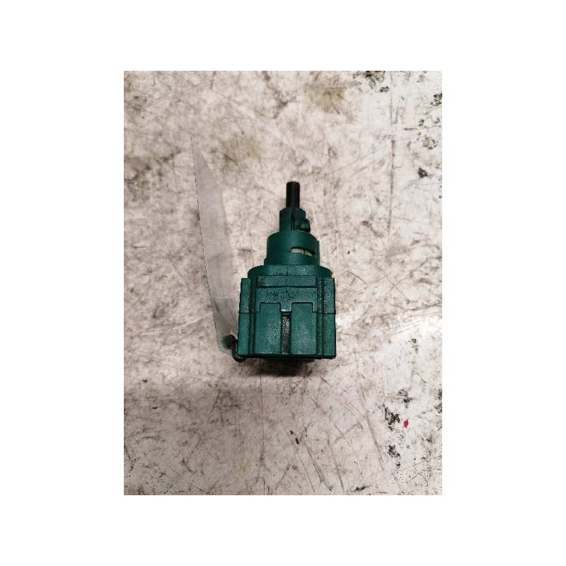 Recambio de interruptor para audi a3 (8l) 1.9 tdi ambiente referencia OEM IAM 1C0945511A 4 PINS LUZ DE FRENO