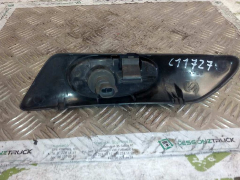 Recambio de piloto lateral derecho para iveco daily caja cerrada (1999 =>) 35 - c 13 caja cerrada referencia OEM IAM   