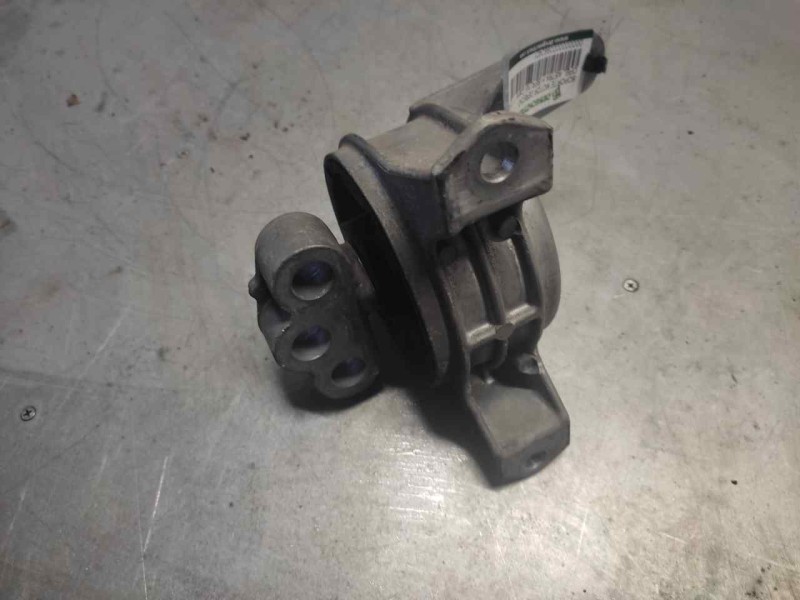 Recambio de soporte motor derecho para opel astra h berlina cosmo referencia OEM IAM   