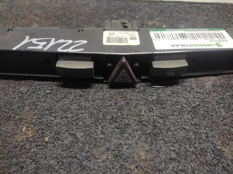 Recambio de warning para opel astra h berlina cosmo referencia OEM IAM 13100105 16 PINS 