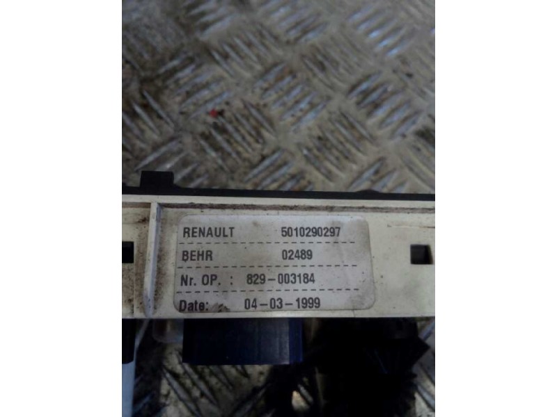 Recambio de mando calefaccion / aire acondicionado para renault 470 magnum e2 12.0 diesel referencia OEM IAM 5010290297  
