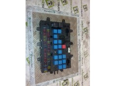 Recambio de caja reles / fusibles para renault 470 magnum e2 12.0 diesel referencia OEM IAM 5010231782  