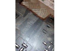 Recambio de caja reles / fusibles para renault 470 magnum e2 12.0 diesel referencia OEM IAM 5010231782   2