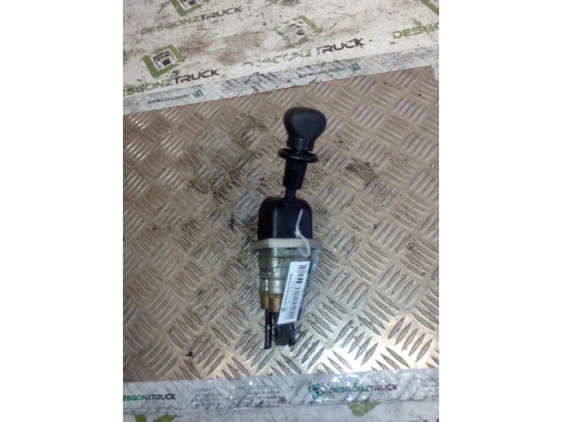 Recambio de palanca freno de mano para renault 470 magnum e2 12.0 diesel referencia OEM IAM 9617231160  