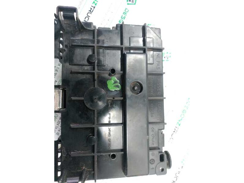 Recambio de caja reles / fusibles para peugeot 307 berlina (s2) xs referencia OEM IAM 9661708280  