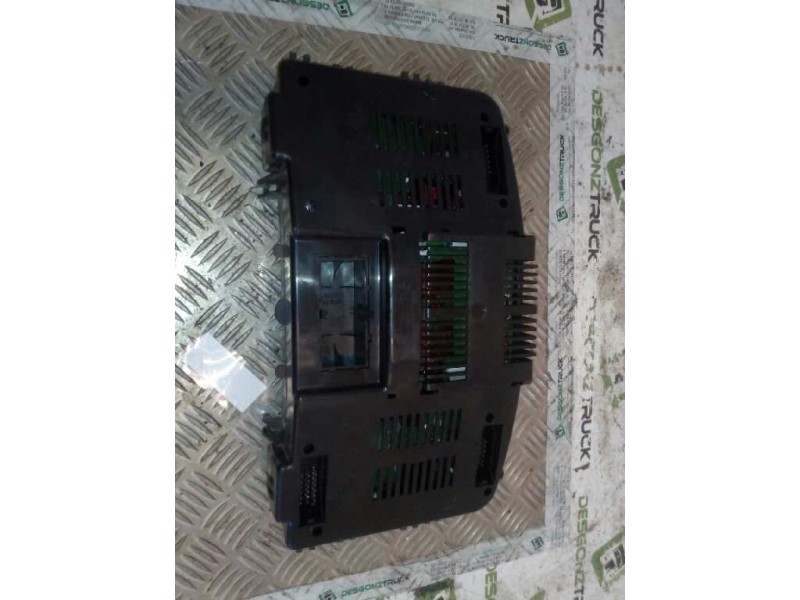 Recambio de cuadro instrumentos para man tg - a 26.xxx fg fnlc 6x2 (e2) lx referencia OEM IAM 81272026154  