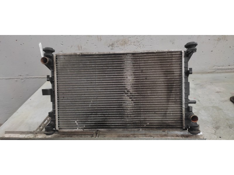 Recambio de radiador agua para ford focus berlina (cak) ambiente referencia OEM IAM 98AW8061SA  