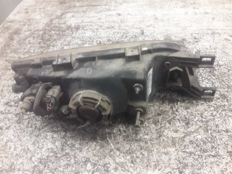 Recambio de faro izquierdo para nissan almera (n15) gx referencia OEM IAM   