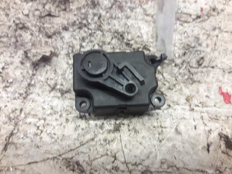 Recambio de motor regulador climatizacion para renault clio iii confort dynamique referencia OEM IAM N100461  