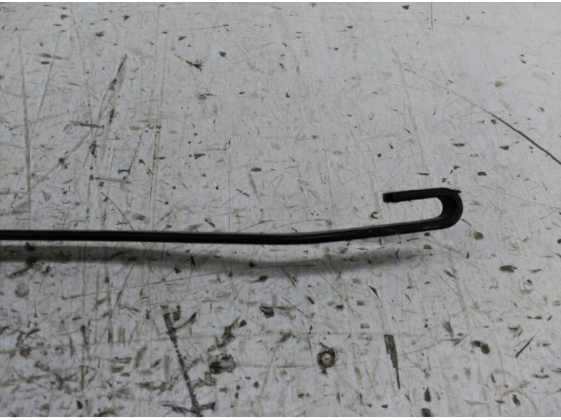 Recambio de brazo limpia trasero para daewoo matiz cd referencia OEM IAM 9631452  
