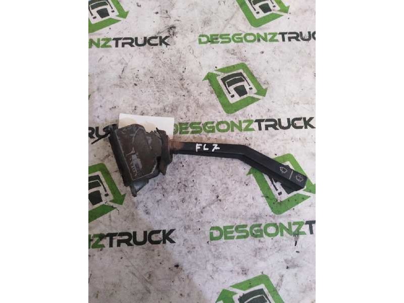 Recambio de mando limpia para volvo fl 7 referencia OEM IAM 1594543  