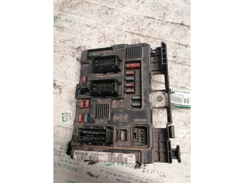 Recambio de caja reles / fusibles para peugeot 206 sw x-line referencia OEM IAM 9643498980 S118470002E BSM